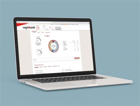 Laptop mit E-Banking